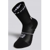Compressport  Pro Marathon Socks V2.0 Negro/Blanco | Calcetín Unisex