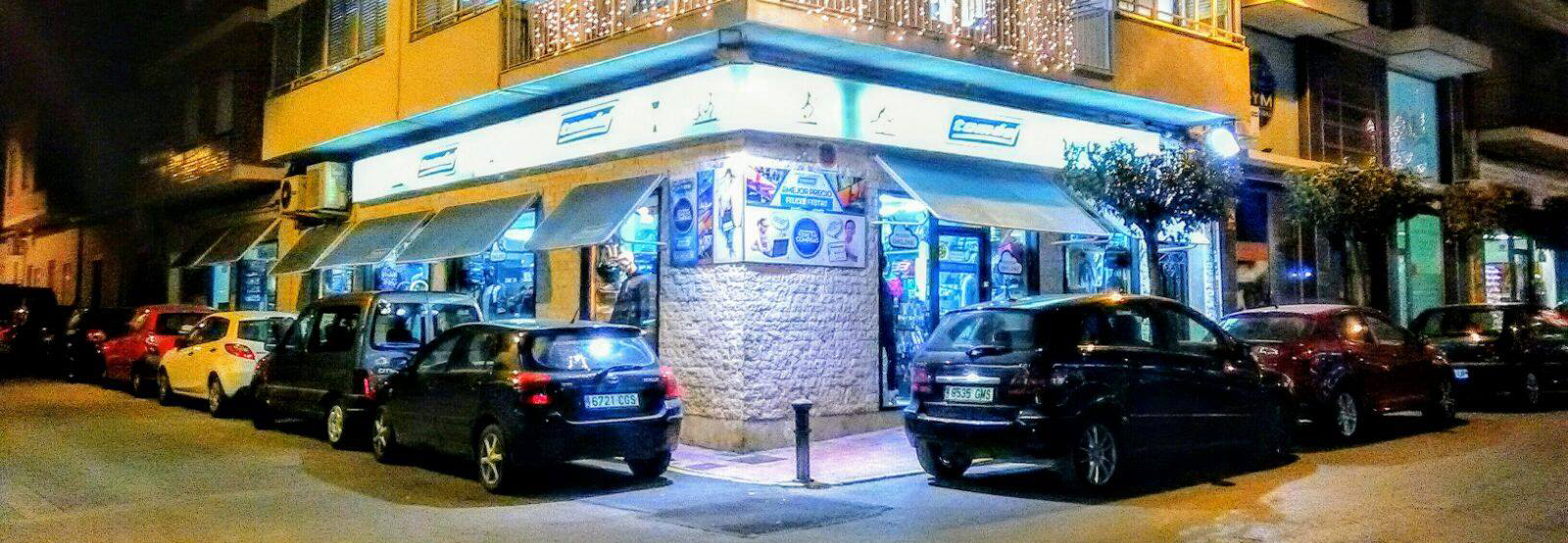 Fachada de Deportes Tomás en Elda